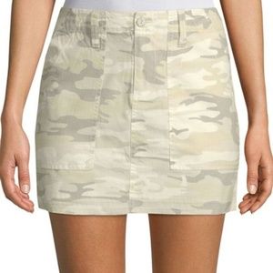 🌷Anthropologie SANCTUARY Camouflage Mini Skirt